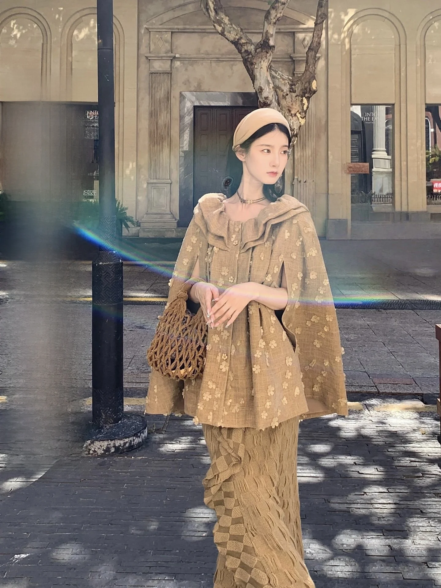 

Ele Flouquet Collar Coat Classical Elegance Design Women's ort Outerwear Polyester Material Autumn Season Faion