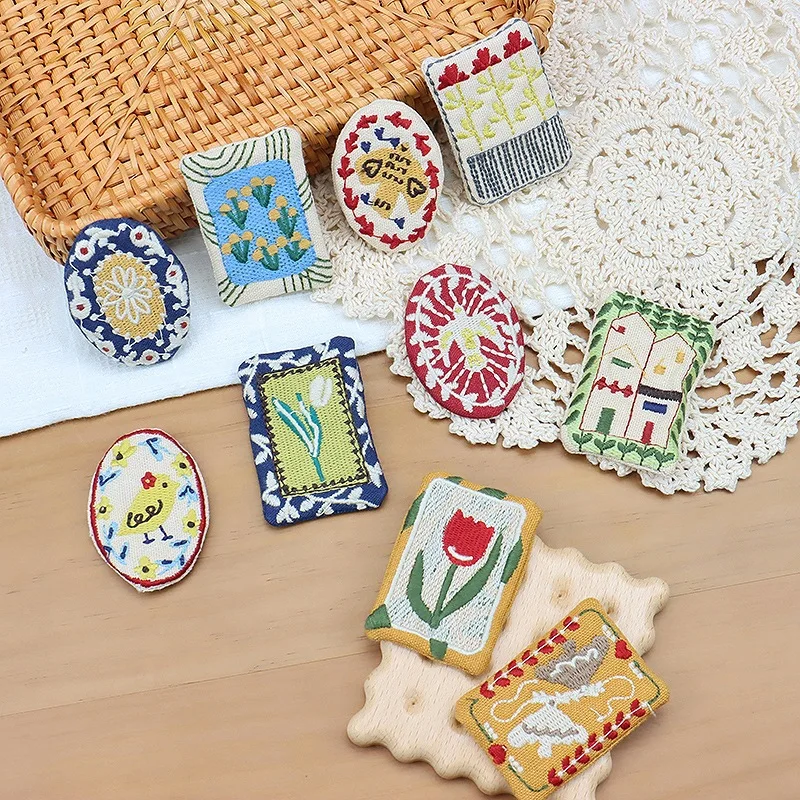 

Cute Cartoon Embroidery Patches Handmade Cotton Linen Applique Sew-on Badge for Hat Shoes Bag Decoration Japanese Style