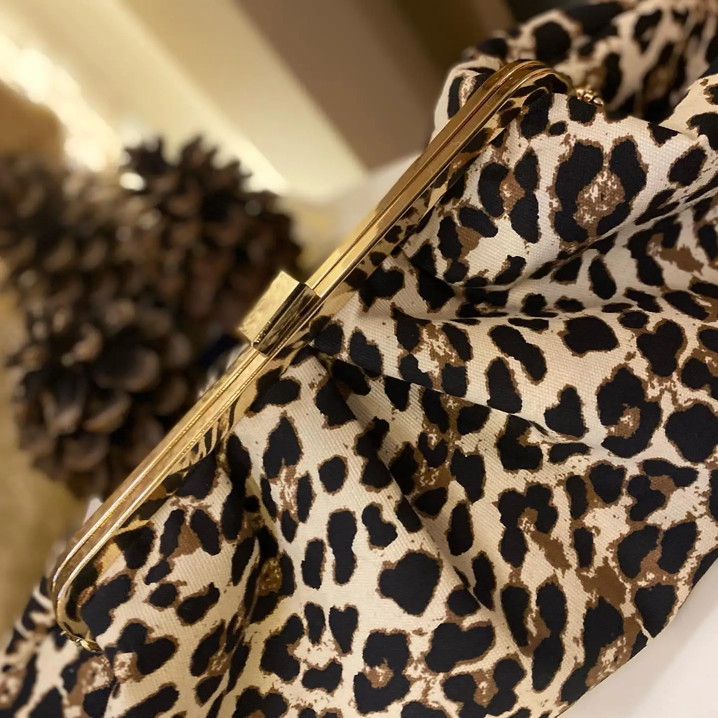 LOST IN VINTAGE Leopard Shoulder Bag Ridiculous Leopard Bags Kiss Lock Puffy Large Evening Clutch Large Borsa Purse 38x20x12cm