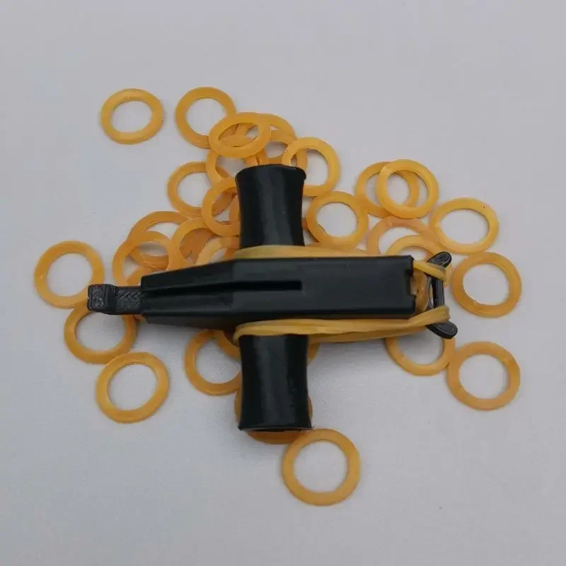 Mini Pocket Plastic Playing Card Launching Device Outdoor Portable EDC Playing Card Slingshot Toy