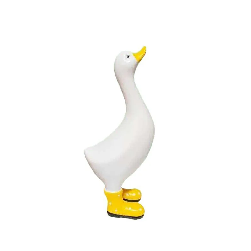 Duck Figurine Lovely Ducks Put on Shoes Lifelike Resin Decorative Ornaments Pool Yard Outdoor Decor Home Decor