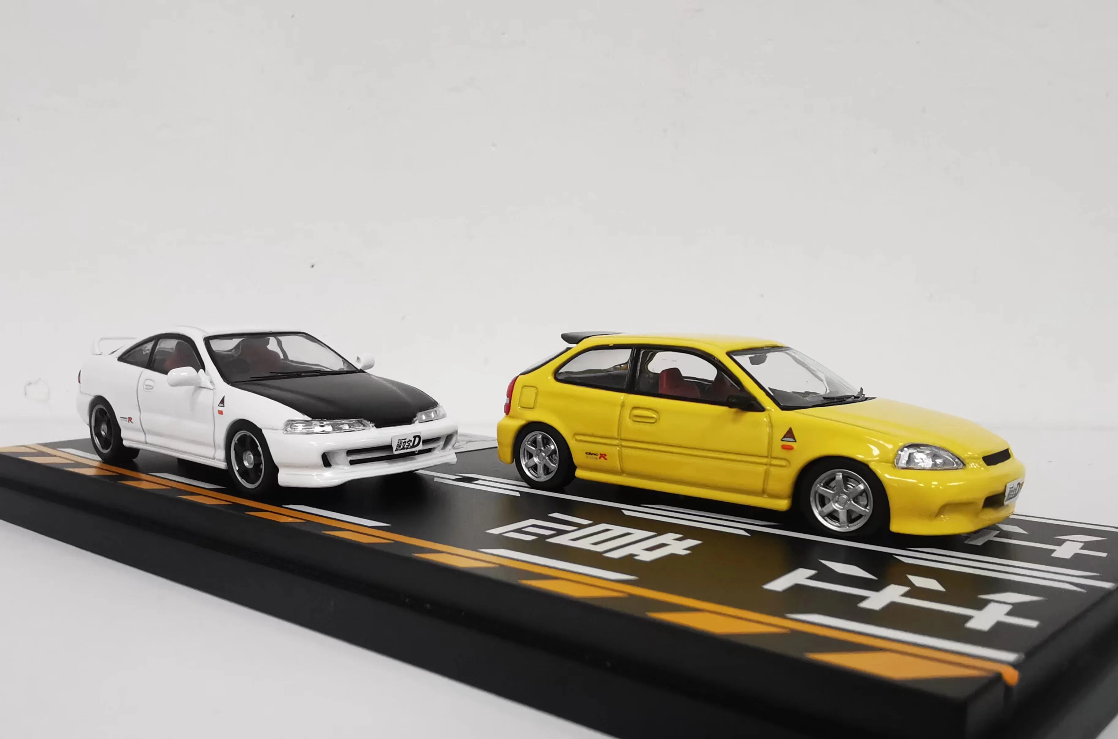 Stocks Hi-Story Modeler 1/64 Initial D White DC2 And Yellow EK9 Color Diecast Double Car Set Scale Model Collection