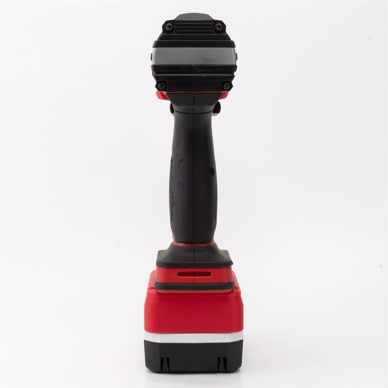 

Адаптер-переходник для литиевых аккумуляторов Makita 18V серии G на инструменты OZITO 18V (только адаптер)