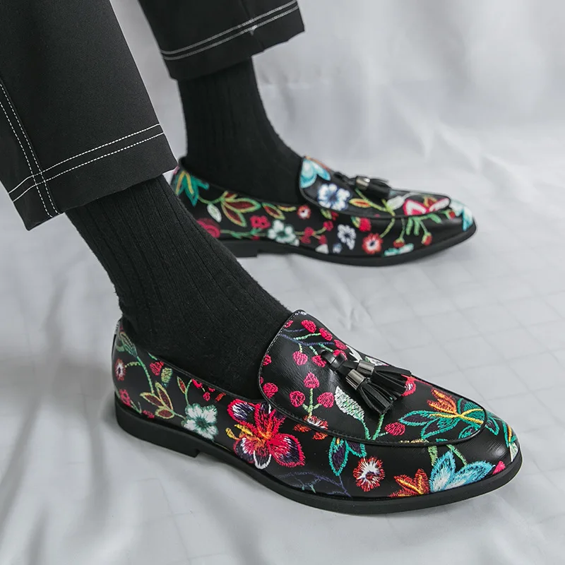 

Men's fashionable fringed leather shoes, Chinese-style printed loafers, dress, Korean-style small leather shoes