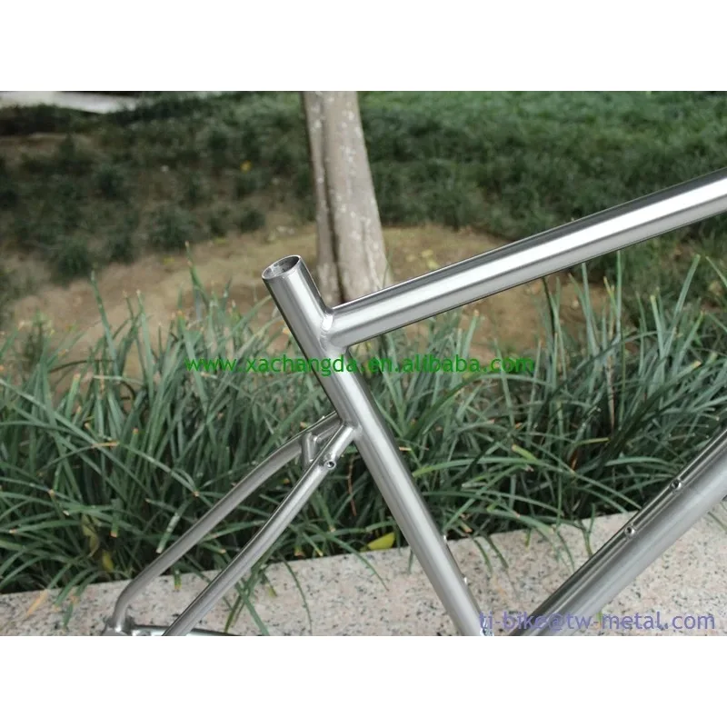 Titanium Gravel Bike Frame With Thru Through Dropouts