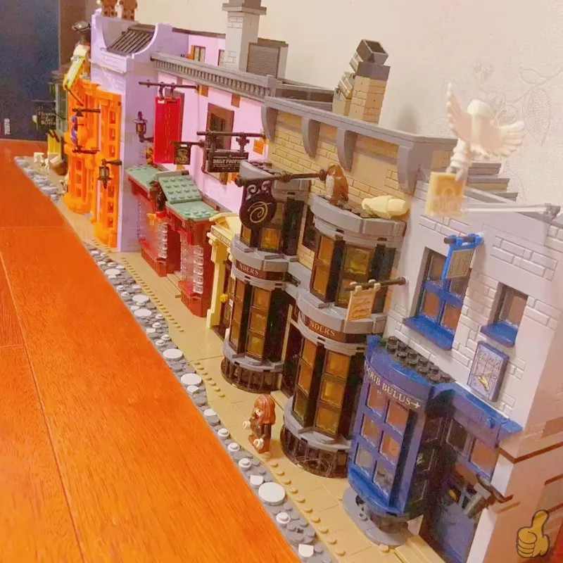 In stock NEW 5544pcs MOC-75978 Alley Street View Building Blocks Set Home Decoration Desktop Ornament Toys Birthday Party Gifts view 6