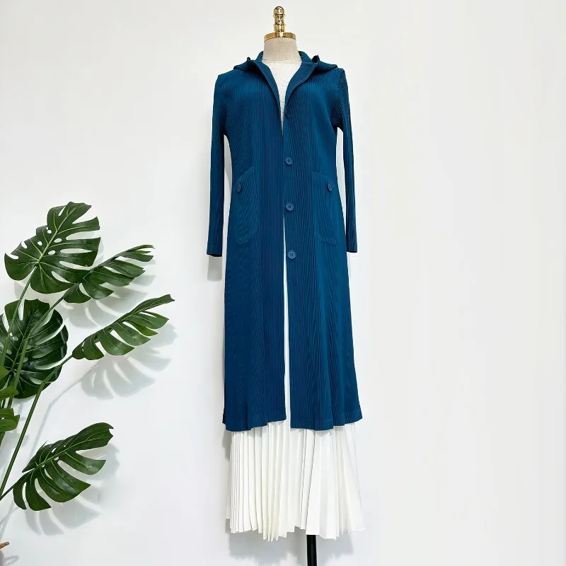 سترة مياكي مريحة غير رسمية طويلة بطيات لخريف وشتاء 2025 فقرة بسيطة متعددة الاستخدامات سترة واقية بقلنسوة للنساء كورية