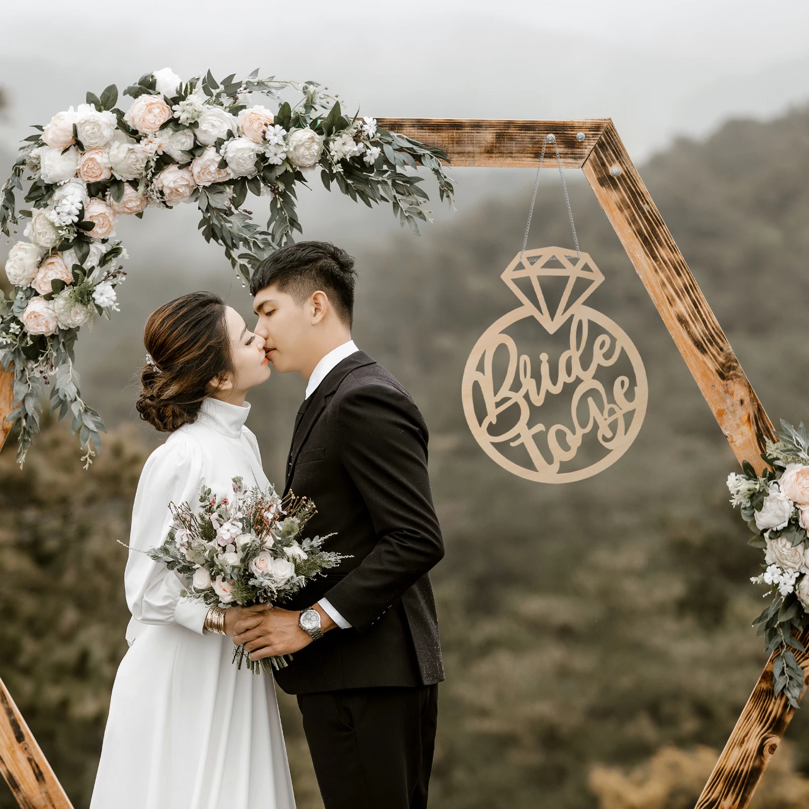 

Wooden Sign Wall Decor Hollow Wedding Signs for Ceremony Beige Bride Ring Fairy Ornament Home Party Decorations