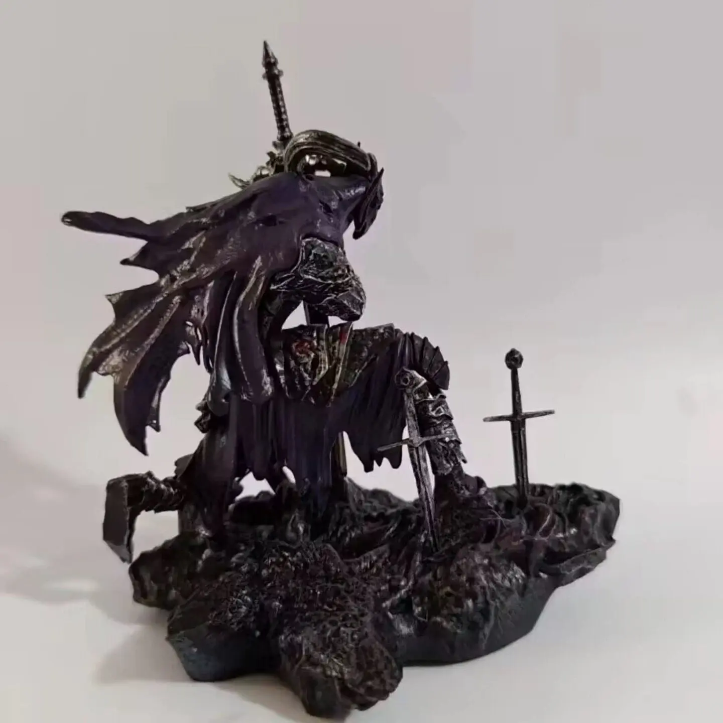 Dark Souls Kneeling Pose Statue Action Figures Pvc Collectible Game Figure Ornament Desktop Model Toy Pc Case Decoration Gifts - view 5