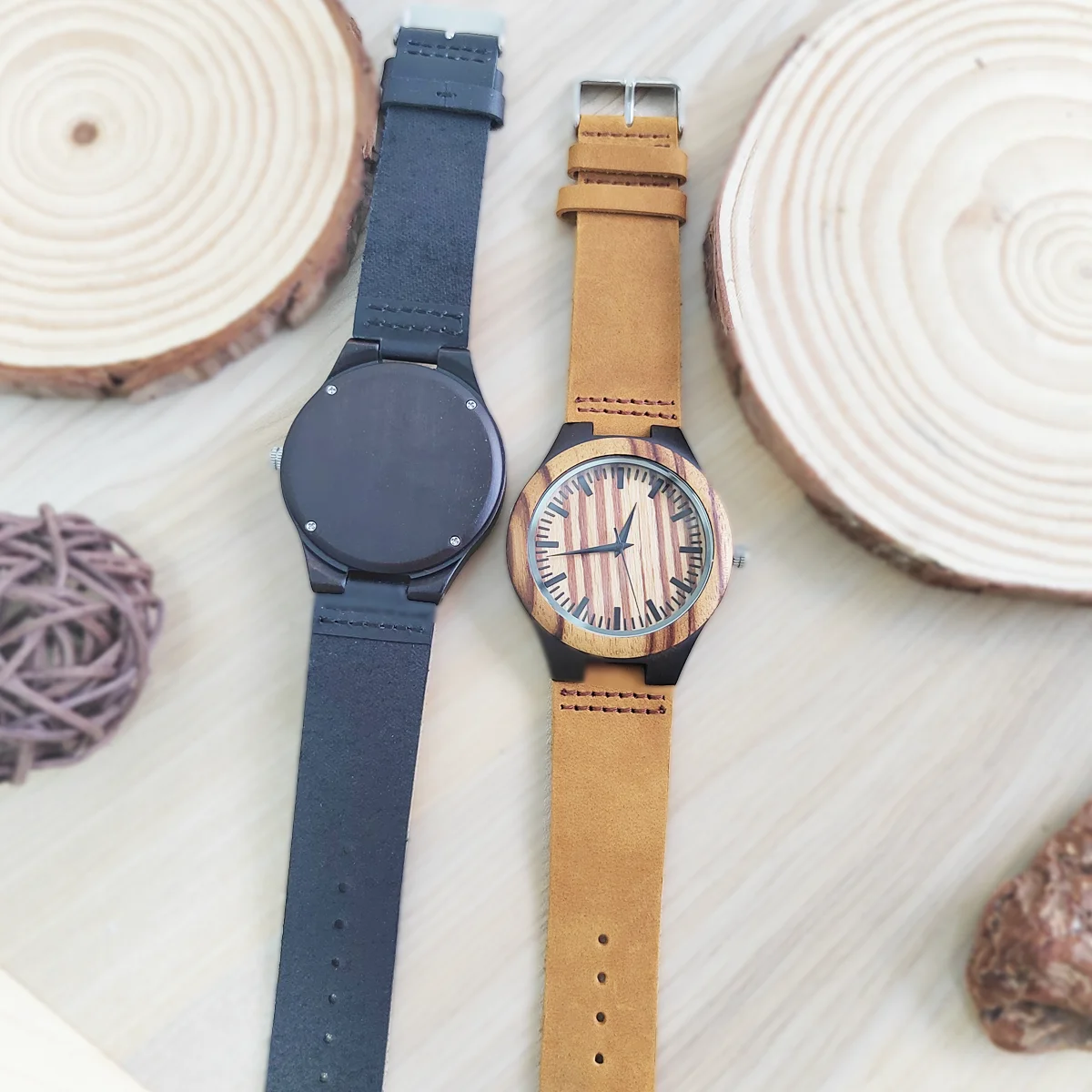 Vintage Wooden Wrist Watches for Men & Women Leather Strap Clock Quartz Wood Watches Personalized Men\'s Birthday Gift Wholesale