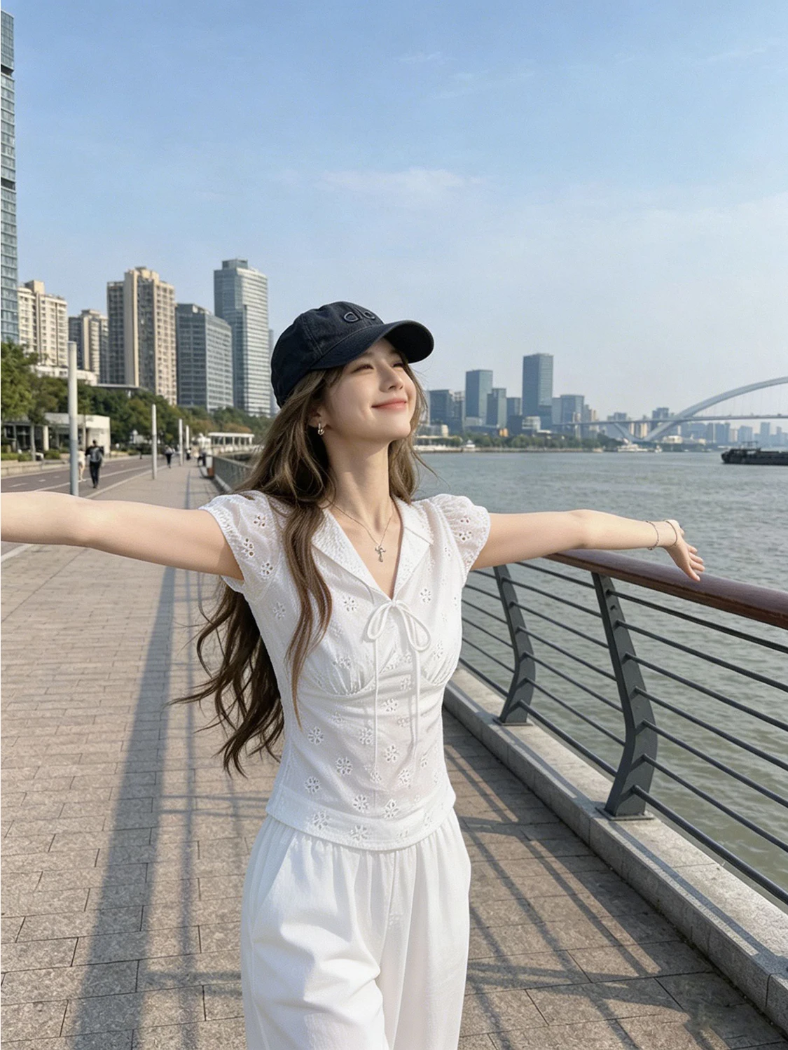 

Slimming Plaid V-Neck Shirt Korean Style Women's Fashionable Small Batch Design Checkered Top Trendy Bubble Sleeve Blouse