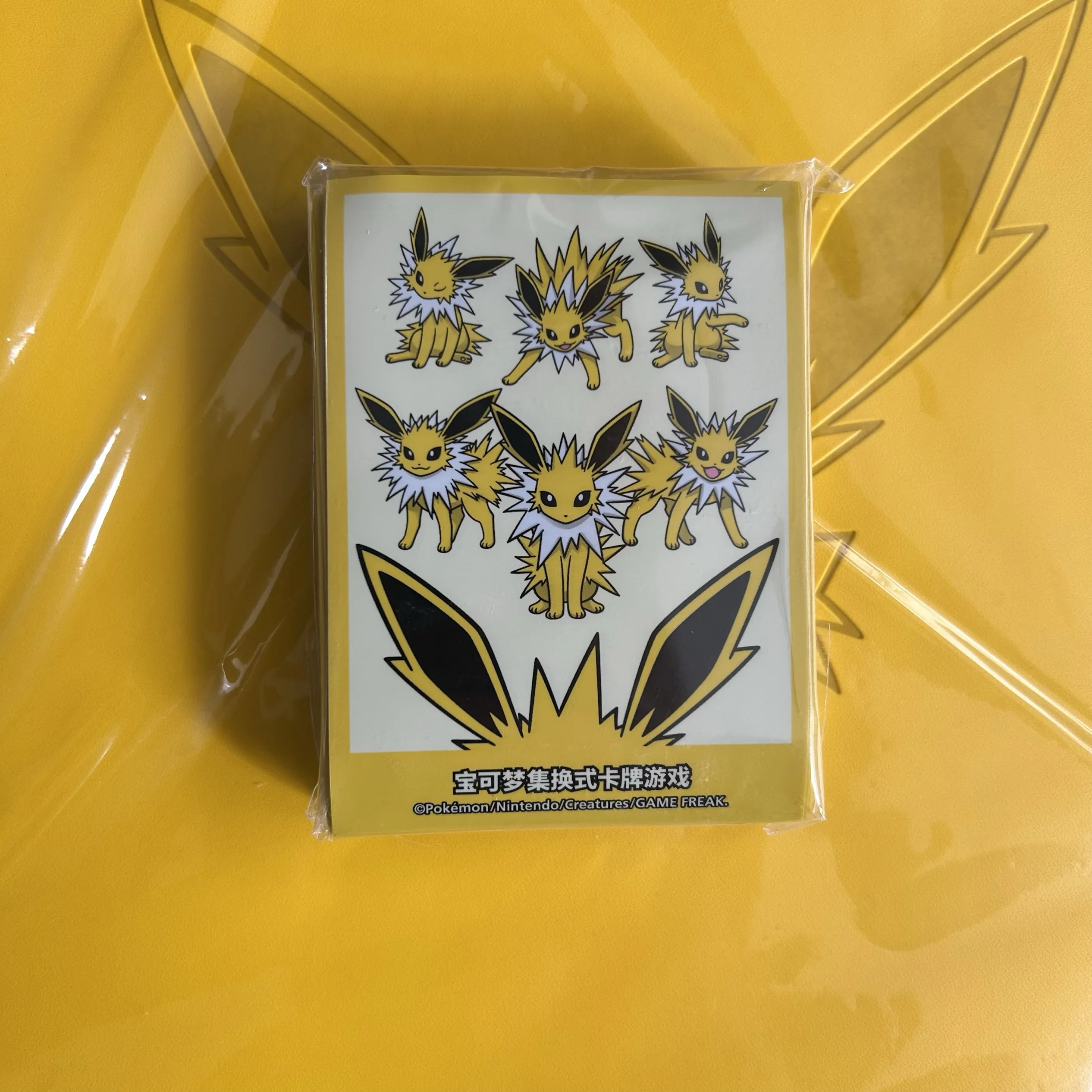 Op voorraad PTCG PokéMon Chinese Game Card Ibrahimovic Geavanceerde Eeveelution Protection Register Card Boek Collectie Geschenken