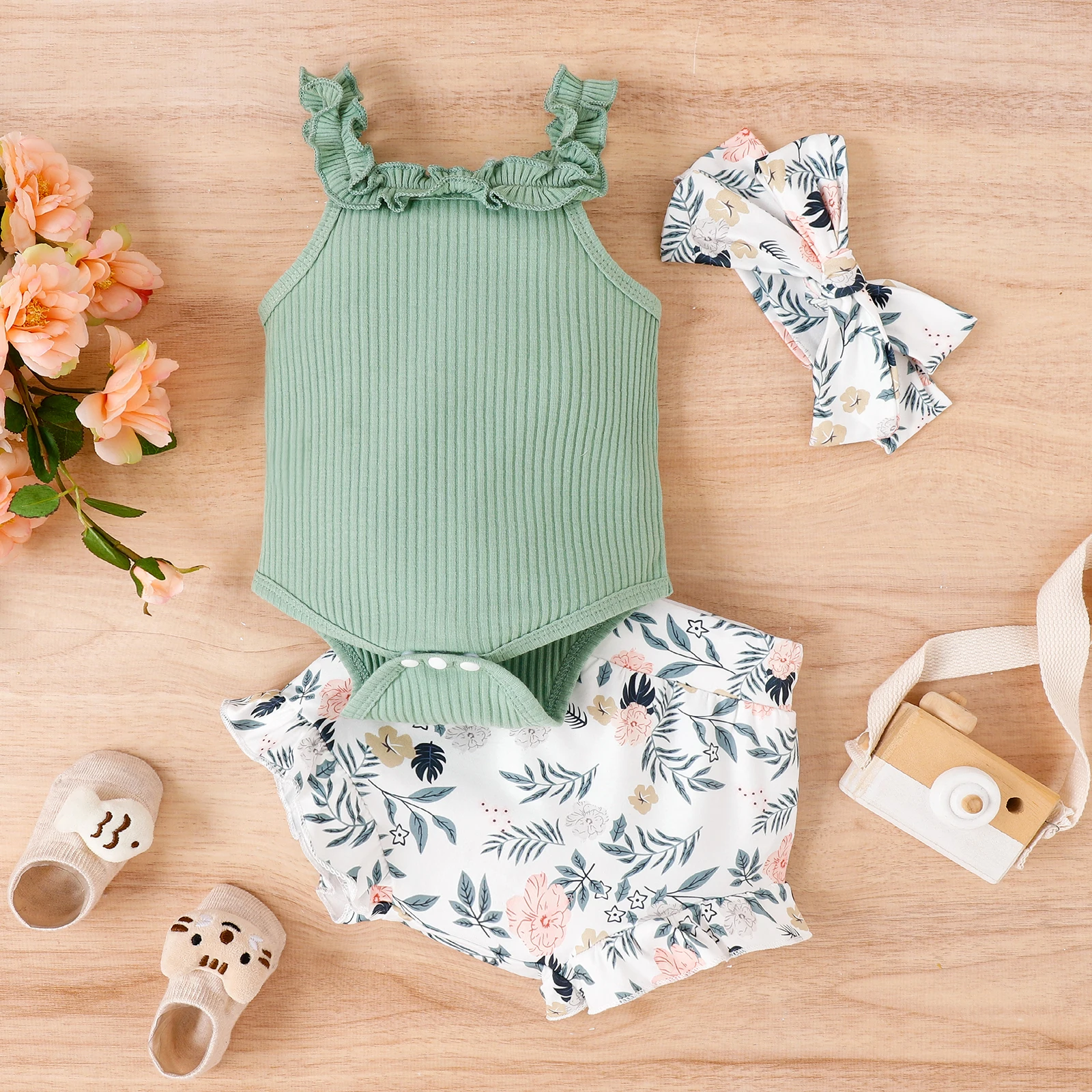 3PCS Summer 0-2 Year Old Baby Girls Soft And Comfortable Cool Casual Green Lace Dress + Printed Shorts