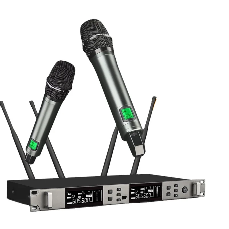 

Профессиональный беспроводной динамический микрофон для улицы с защитой от скрипа