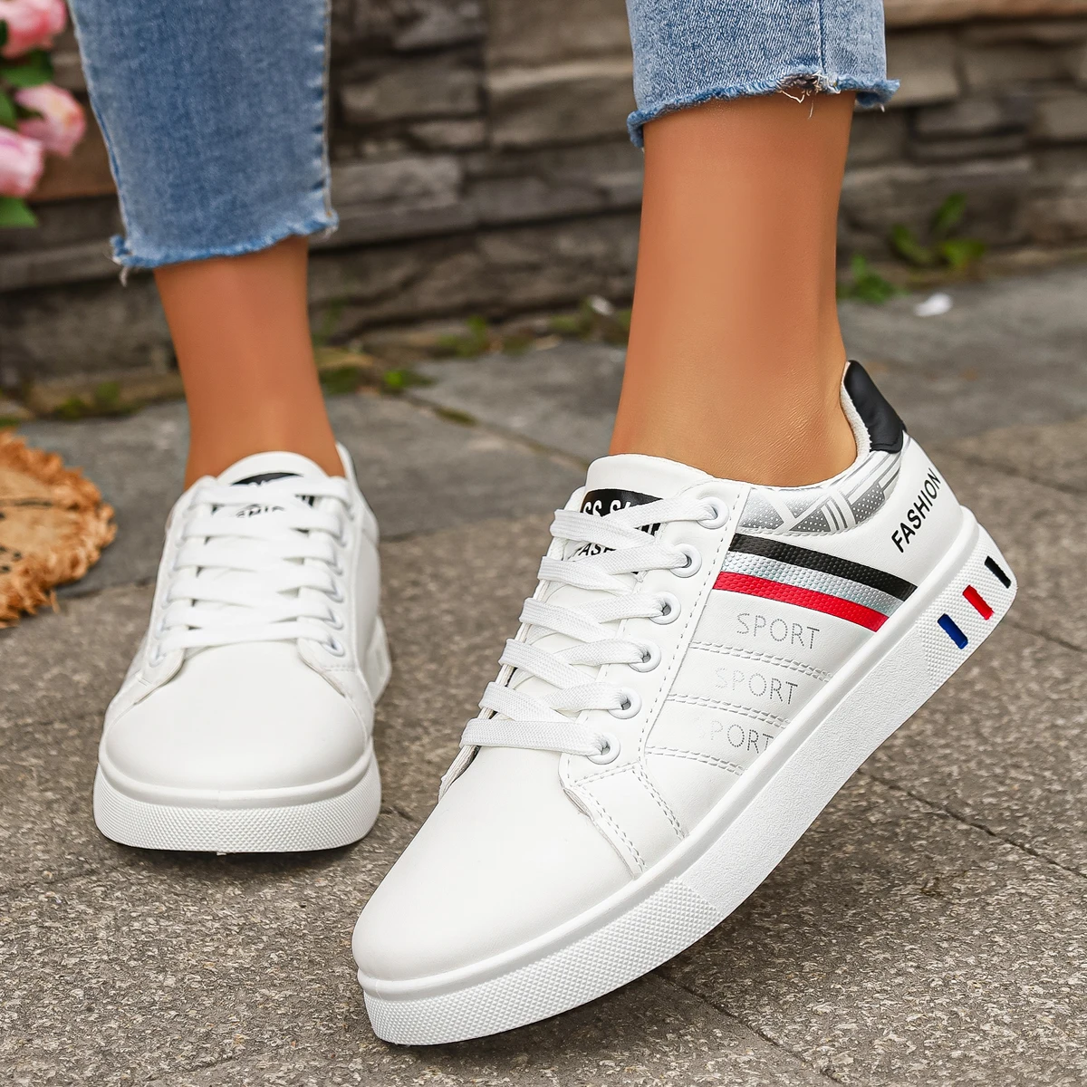 1 Pair White Skateboarding Sneakers for Sports & Casual Wear, Daily Outfit, Gym & Outdoor, Soft Sole, Lightweight, Strappy, Unis