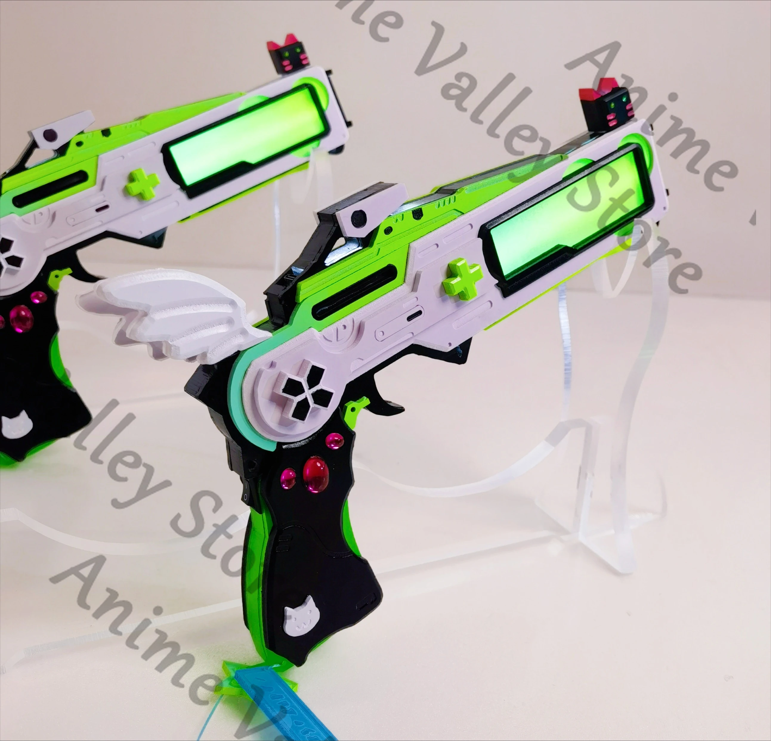 

Anime Wuthering Waves LYNAE Cosplay Pistol Guns Prop Cartoon Service Revolver Handgun Can Emit Light Weaponry Xmas Props Gift