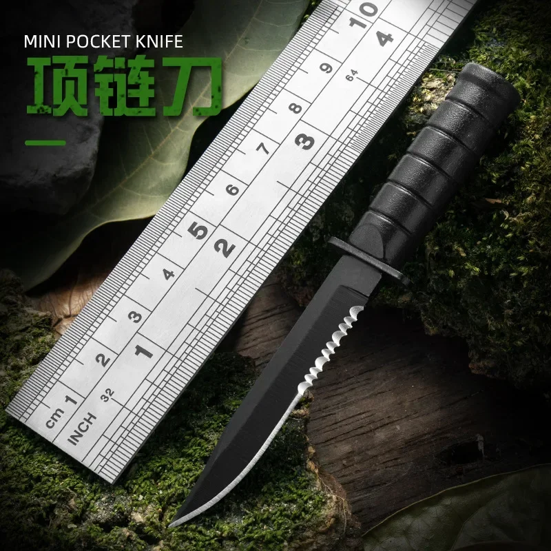 NEW Stainless Steel Mini Outdoor Knife Mi ni Camping Survival Chain Multipurpose Portable Knife.