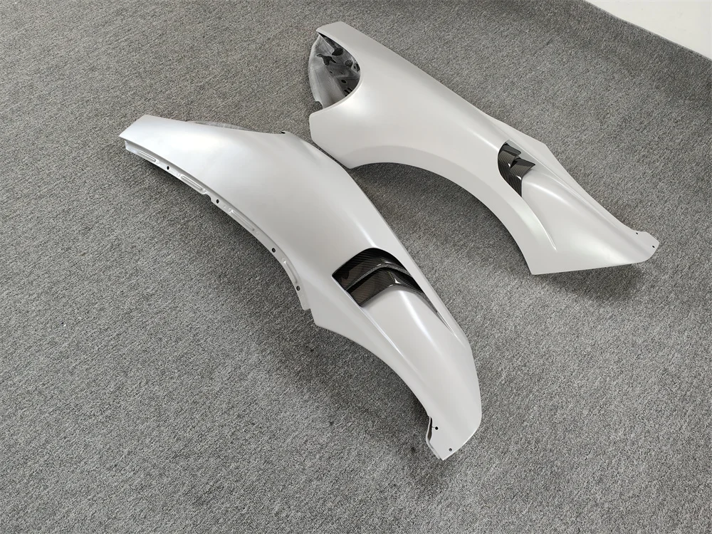 

Suitable for McLaren 540C 570S 570GT 600LT modified car accessories, semi carbon fiber front mudguard, car tools