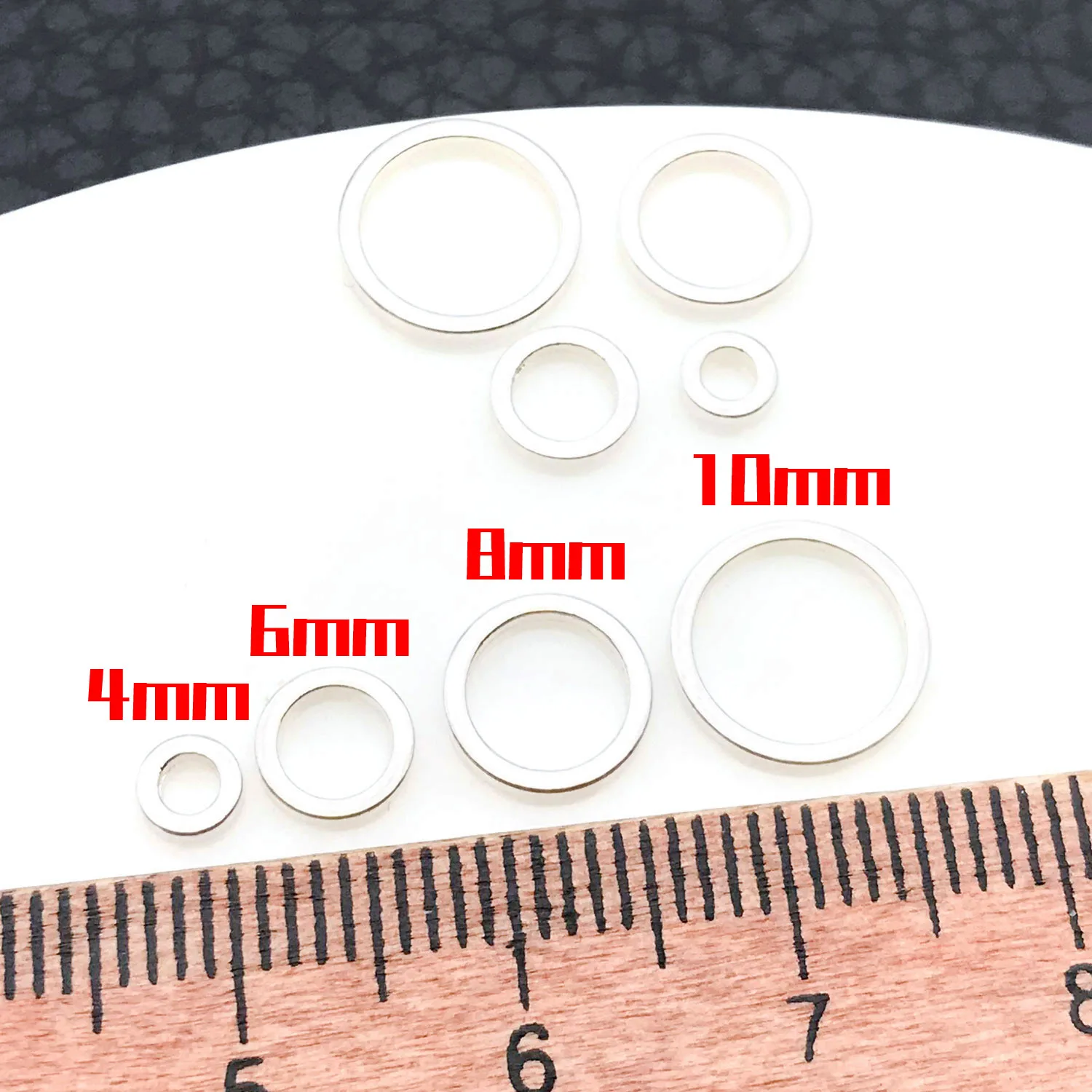 30pcs Brass Closed Jump Rings for Jewelry Making