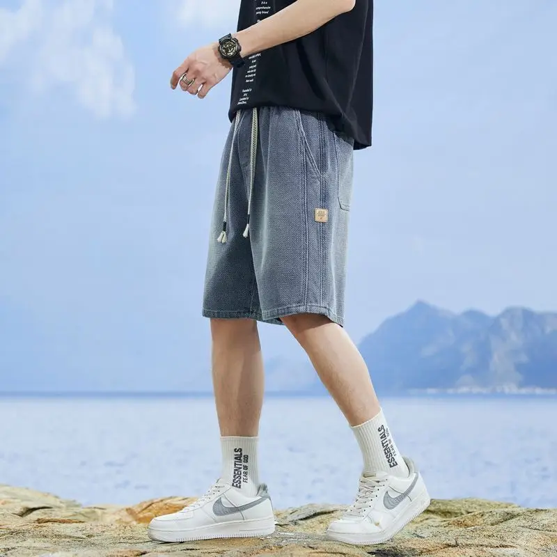 

2026 Summer Trendy Men's Denim Shorts Lightweight Star Pattern Loose Straight Leg Versatile Casual Mid-Length Outdoor Activity
