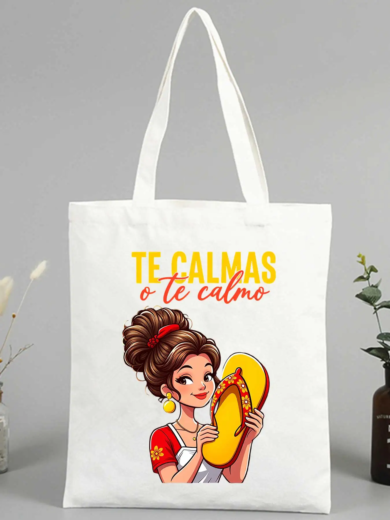 Bolsa de lona blanca con cita en español de "Te Calmas o te Calmo" y estampado de chica linda, bolsa de compras reutilizable Beach Building