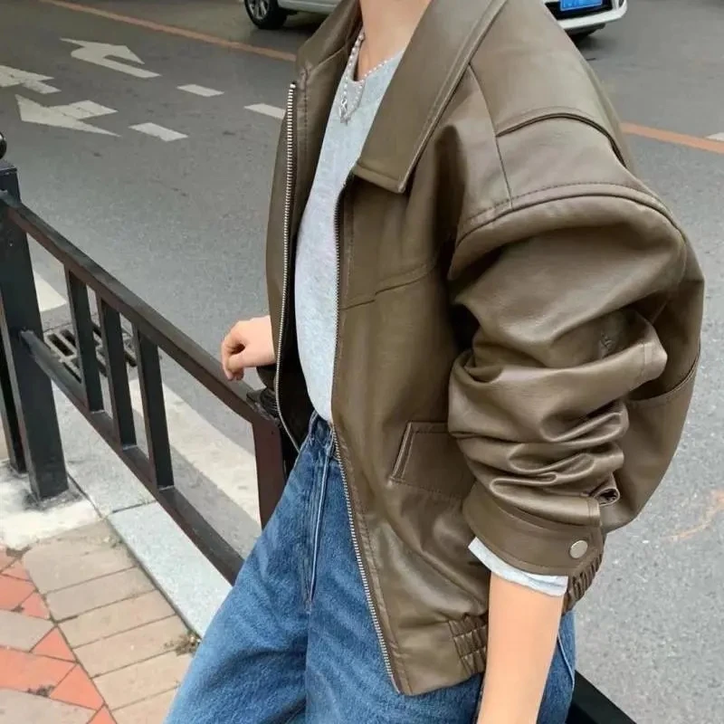 Weibliche Kurze Leder Outwear Frühling Herbst Dame Fashion Zipper Faux Leder Tops Koreanische Frauen Flip Kragen PU Leder Mantel