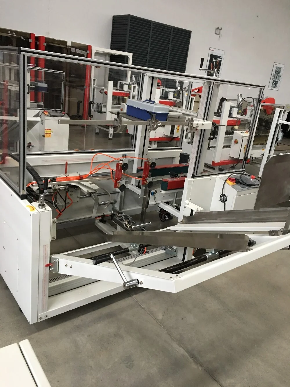 Full Vertical Automatic Packing Machine for Adhesive Tape Carton Box Food Tobacco Foil Paper Plastic Metal Barrel Case Can