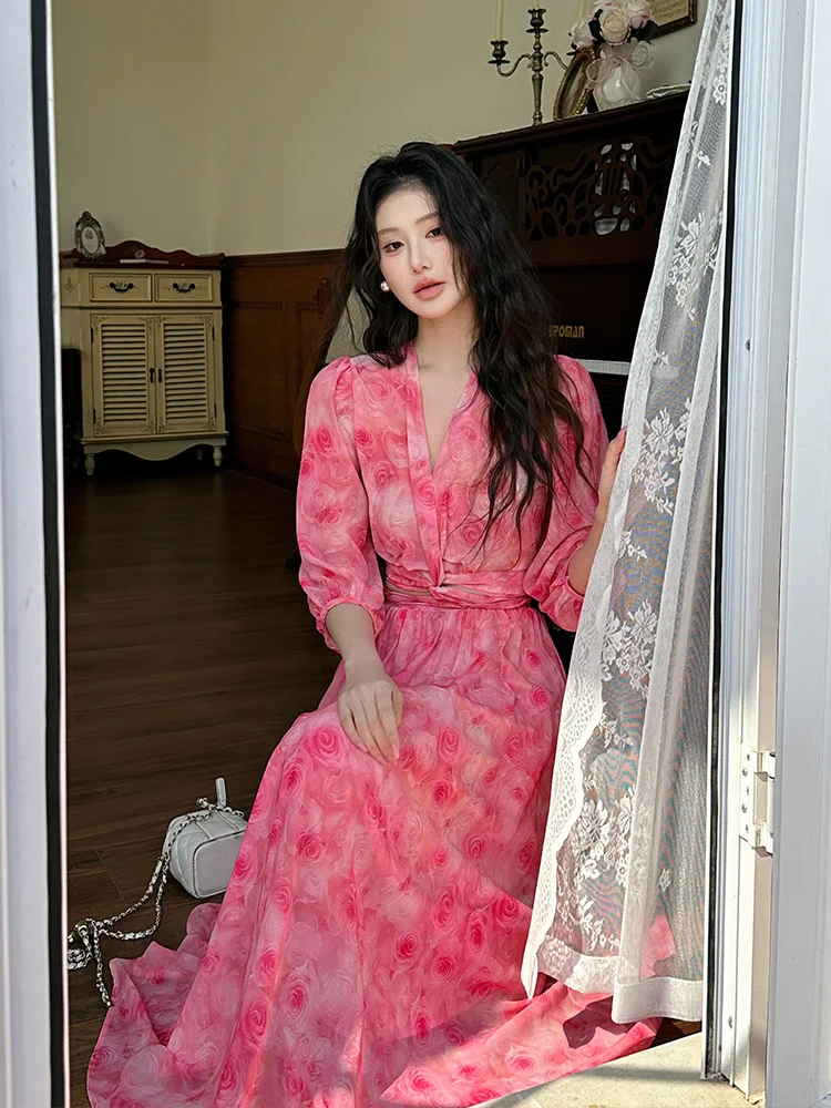Setelan Chiffon Baru 2025, Rok Dua Potong Lengan Setengah, Musim Gugur, Gaya Boho Floral, Mode Korea, Atasan Pendek Berkerut V-Neck, Rok Panjang