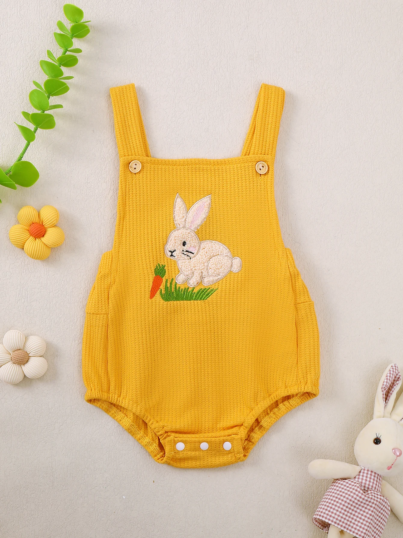 Combinaison barboteuse pour bébé fille, avec motif lapin et carotte brodés, bretelles réglables, Design Triangle, vêtements pour nourrissons