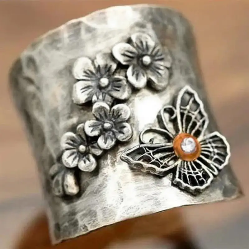 Huitan Wunderschöner zweifarbiger Ring für Damen, Blumen- und Schmetterlingsform, Vintage-Party-Accessoires, modischer Hochzeitsschmuck mit glänzendem CZ