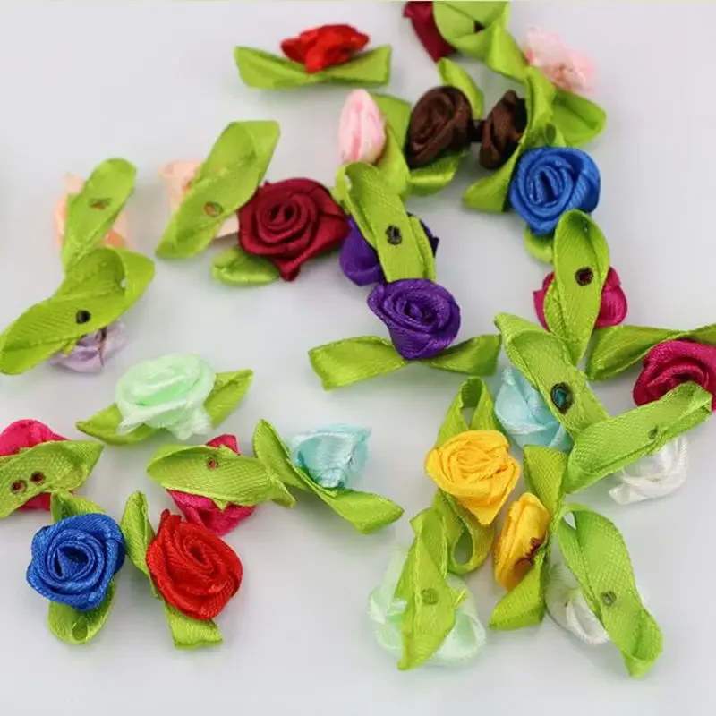 100 Stück Mini-Rosen Künstliche Blumenköpfe 2cm Knospen Stoffblumen Hochzeitsdekoration Bastelbedarf Schleifenknoten Geschenkdekoration – Detail 3