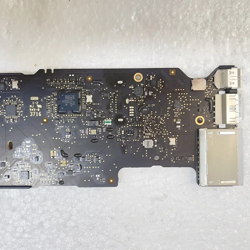 Original A1466 Logic Board For MacBook Air 13