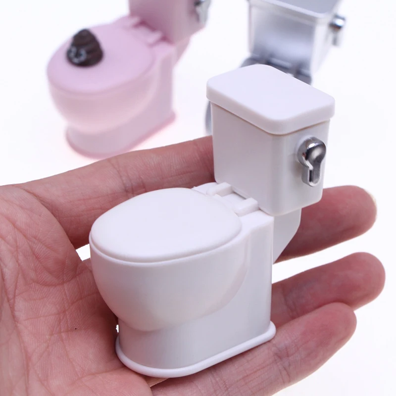 Casa de muñecas en miniatura, juguete de inodoro de simulación de plástico con sonido Poo flush, decoración de baño, accesorios de casa de muñecas, 1 Juego, 1:12
