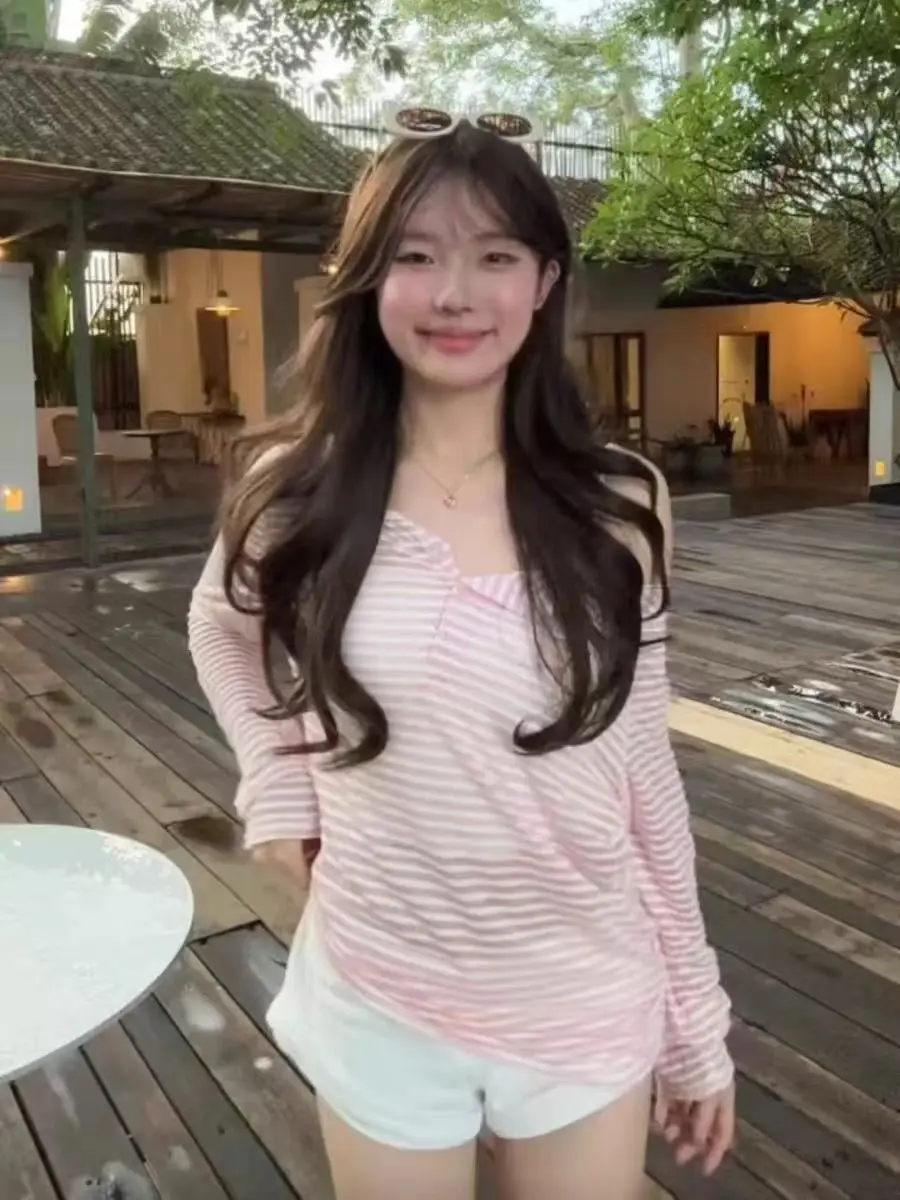 تي شيرت نسائي كبير الحجم بأكمام طويلة بحافة مطوية ربيعية وخصر برباط للسيدات الحضرية بطبقات فنية نظيفة وبسيطة وحديثة #2