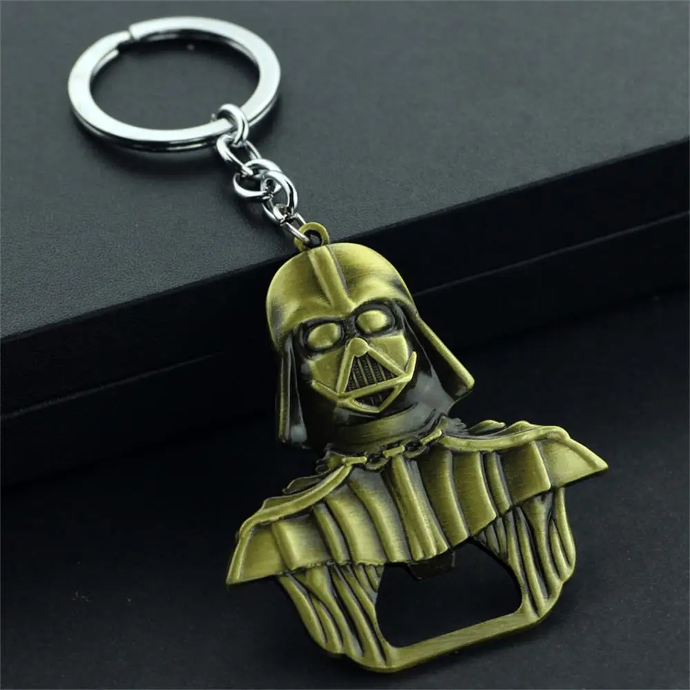 LLavero de Star War figura clásica Darth Vader llavero con colgante de Metal joyería Vintage abridor de botellas de cerveza accesorios de decoración