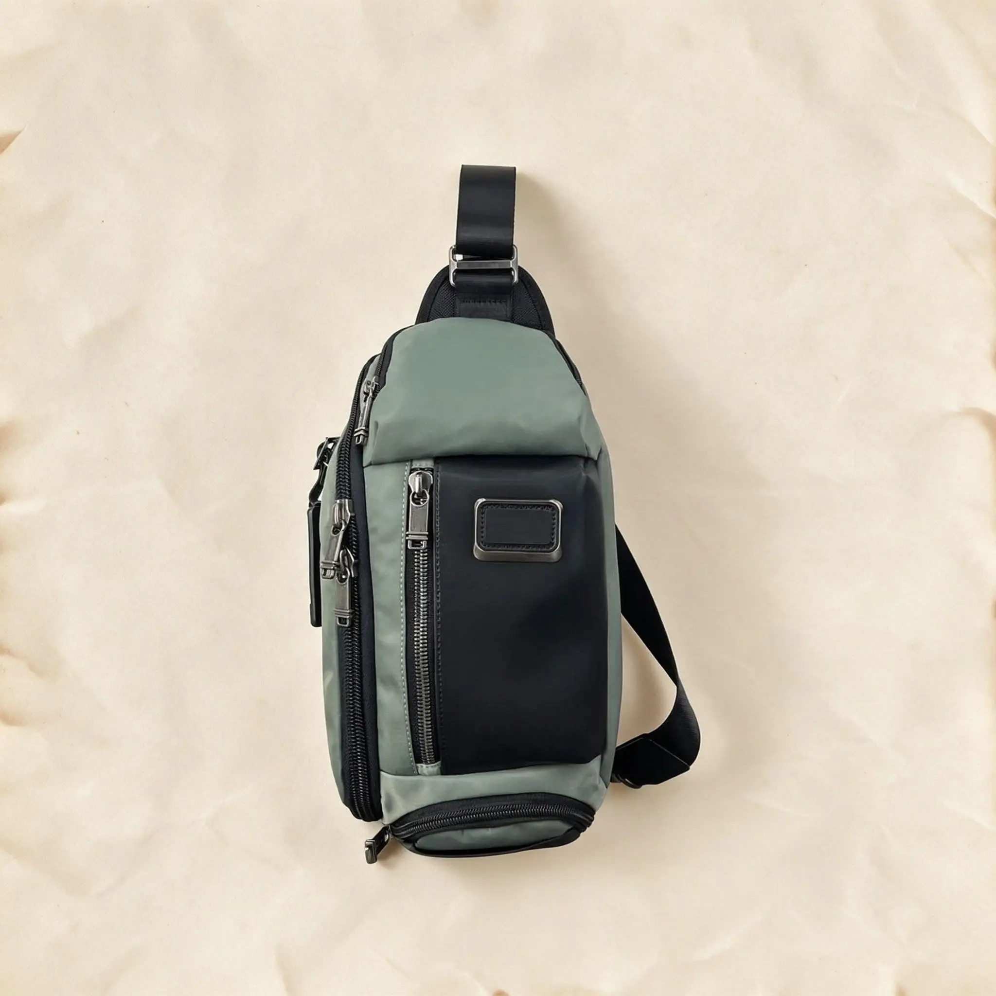 Multi-functional Ballistic Nylon Single Shoulder Chest Bag, New Stylish Crossbody Sling Pack for Business Casual