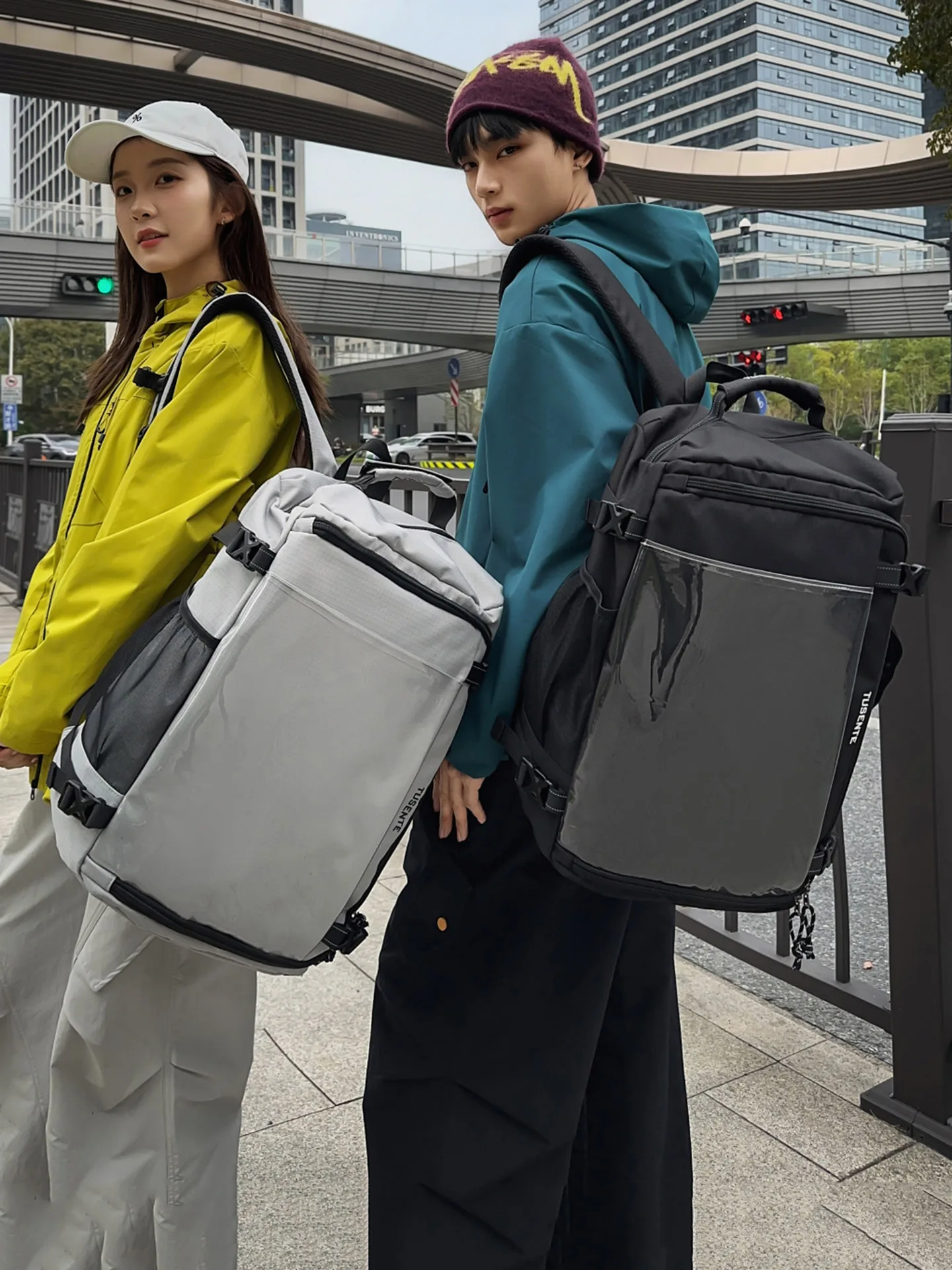 nueva-mochila-de-viaje-ligera-para-hombre-2026-de-gran-capacidad-resistente-de-nylon-para-escalada-al-aire-libre-para-jo