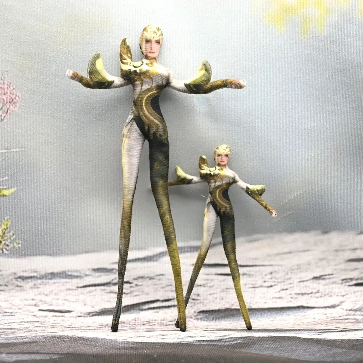 

Lucky Star zhōng jìng Anime Cosplay Stuffed Dolls movable Abstract Body Wire Skeleton Halloween Prop Hand-made