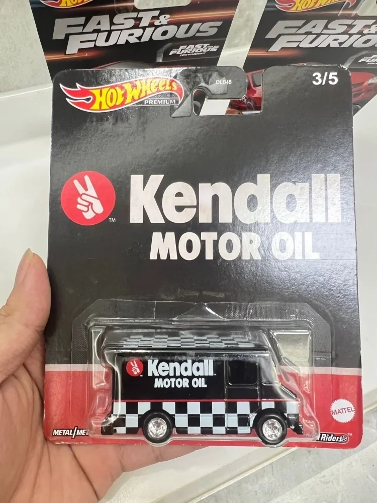 Hot Wheels Castrol Conjunto de óleo de motor Volkswagen T1 Datsun Captador Liga Modelo de carro Brinquedos para crianças Cultura popular Presentes automotivos