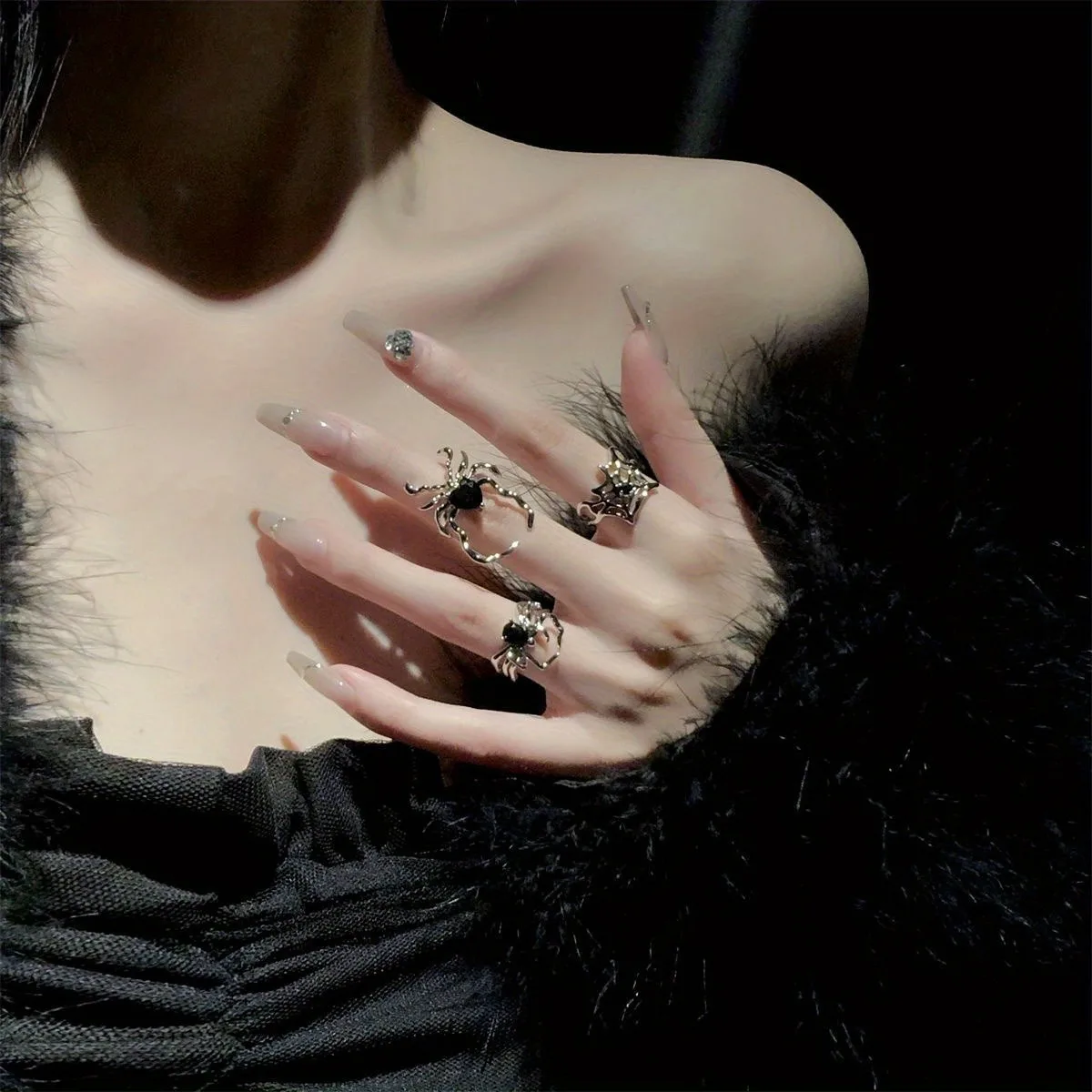 Ring Women's Black Spider Finger Combination Ring Hip Hop Gothic Everything Niche Design High Sense Fashion Holiday Party Open image 4