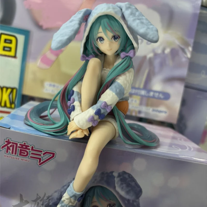 nouvelles-figurines-d'anime-originales-hatsune-miku-oreilles-de-lapin-vetements-de-nuit-belle-fille-kawaii-figurines-modele-jouets-poupee-ornement-cadeaux-stock