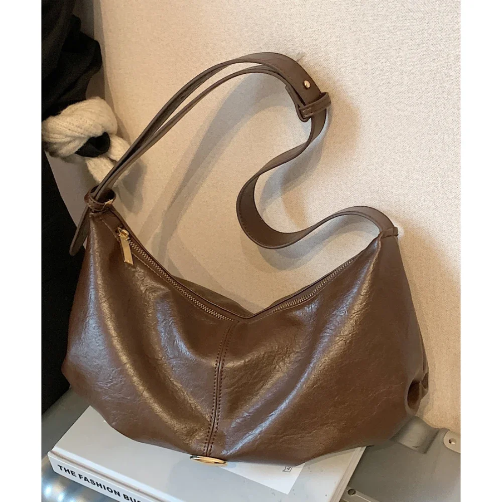 

Autumn Winter Vintage Single Shoulder Bag for Women Female Soft Delicate Texture Underarm Bags All-Matched Commuter Armpit Packs
