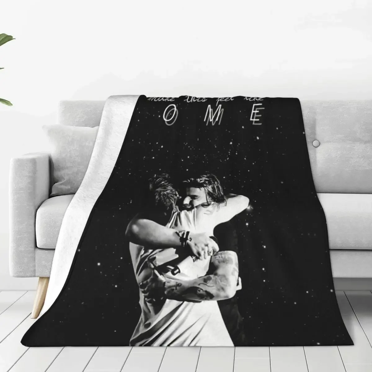 Larry Stylinson Hug Ultralight Quilt Throw Blanket Cute Comfortable Camping AntiPilling