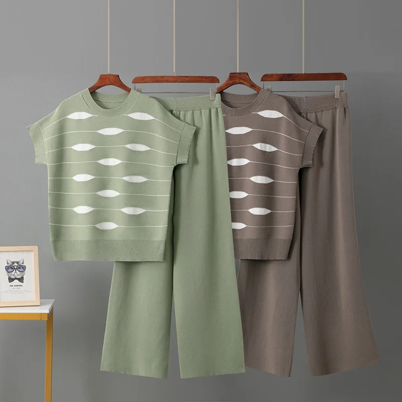 

Летний новый ленивый стиль, свободный и нишевый дизайн, трикотажные брюки с круглым вырезом и плечами, модные широкие брюки, комплект из двух предметов