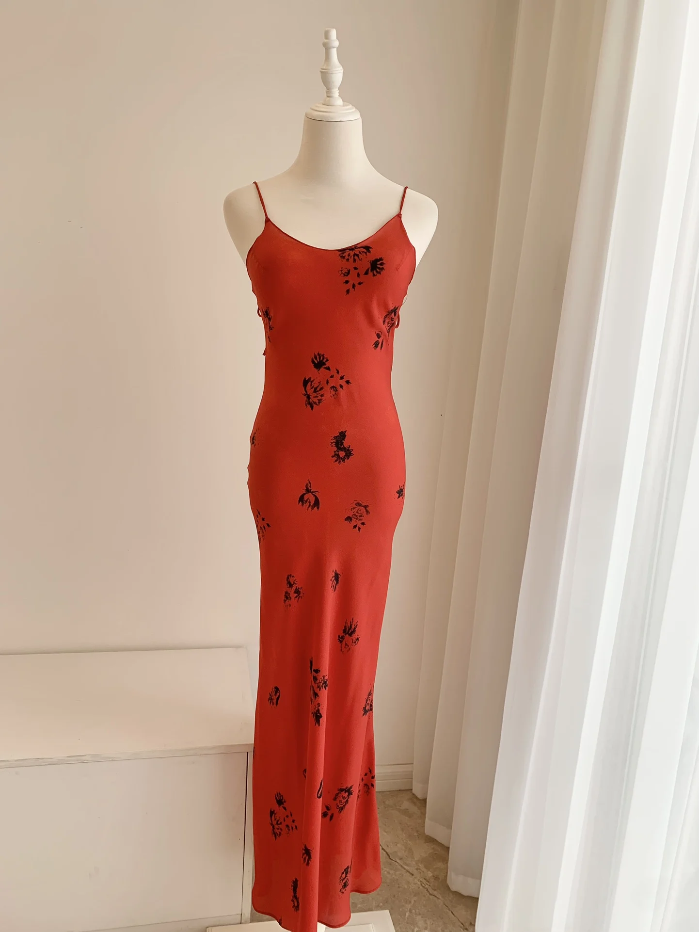 

2024 Summer New Women's Sexy Strapless V-neck Red Flower Print Slim Fit 100% Silk Maxi Long Dress