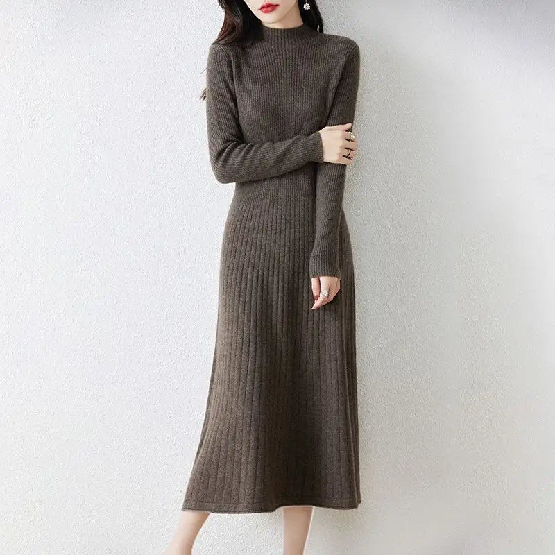 2026 Fashionable New Dress Over The Knee Medium and Long Dress Wear Inside and Outside Autumn and Winter with Pit Strip Sweater