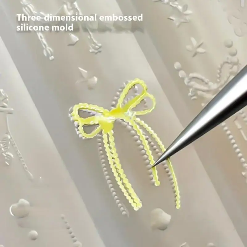 1Pcs Nail Art Decoration Cute Butterfly Bead Chain Nails 3d Nail Mold Silicone Pentagram Nail Art Accessories