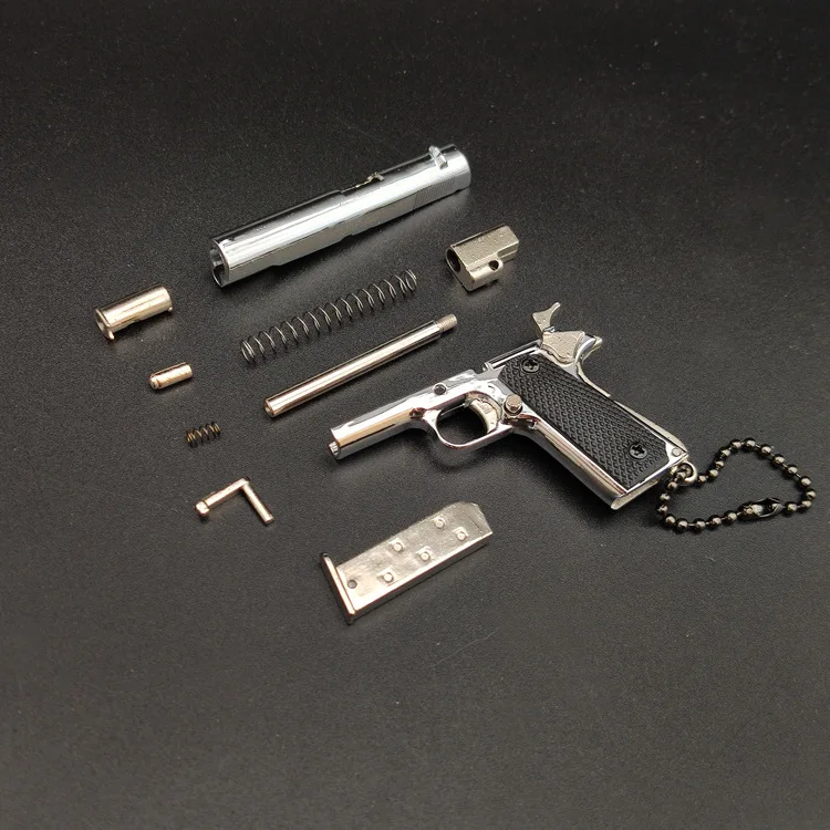 1: 3 Mini 1911 Alloy Gun Model Toy Keychain Disassemble Pistol Pendant Creative Gift Can Not Shot