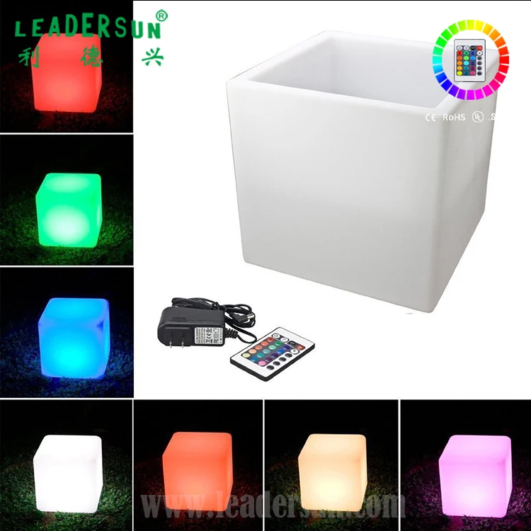 Amazing Event Party Nightclub Hotel Bar Bright 16color Remote Control Colorful LED Cube Seating / Chair / Stool With Cushion