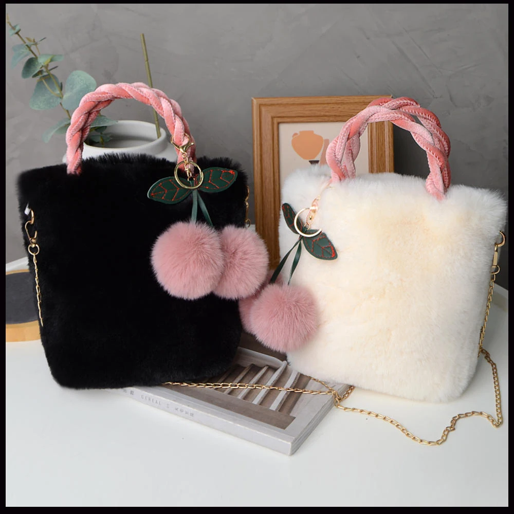 New Fashion Women Soft Plush Handbag Winter Furry Ladies Clutch Purse Shoulder Bags Fashion Female Cherry Pendant Messenger Bag